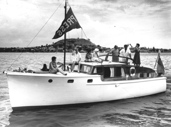 1958 Akl Anniversary Regatta press boat
